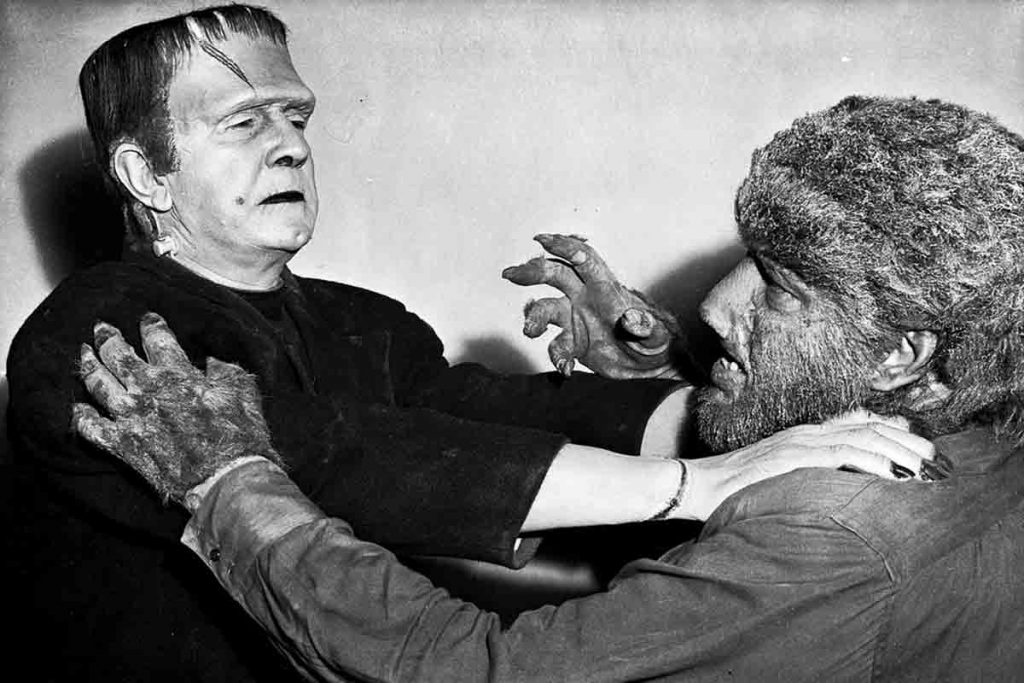 A publicity still for Frankenstein Meets The Wolf Man 1943