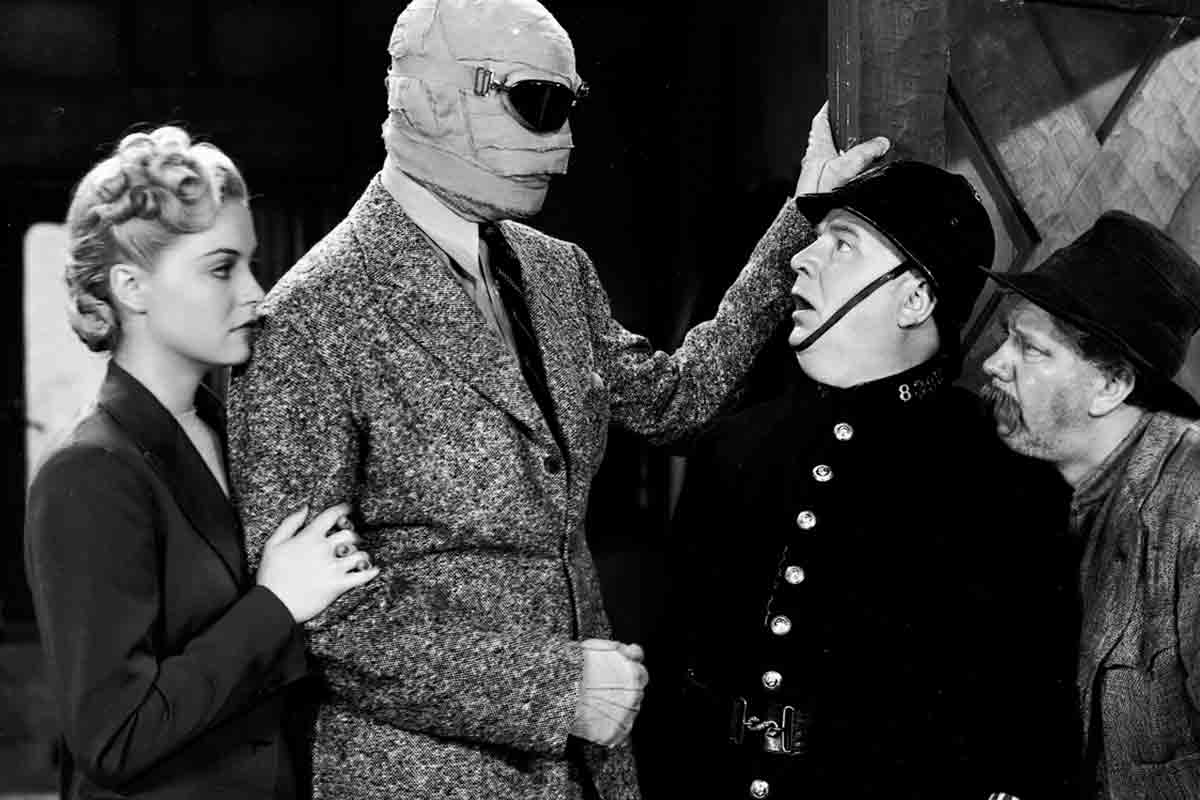 A scene from The Invisible Man Returns 1939