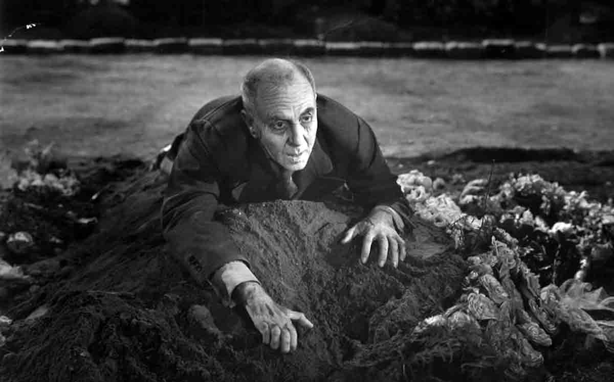 George Zucco in the a scene from The Mad Ghoul 1943